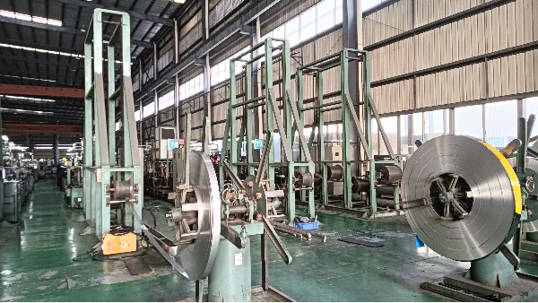 不銹鋼焊管為何會掉皮？